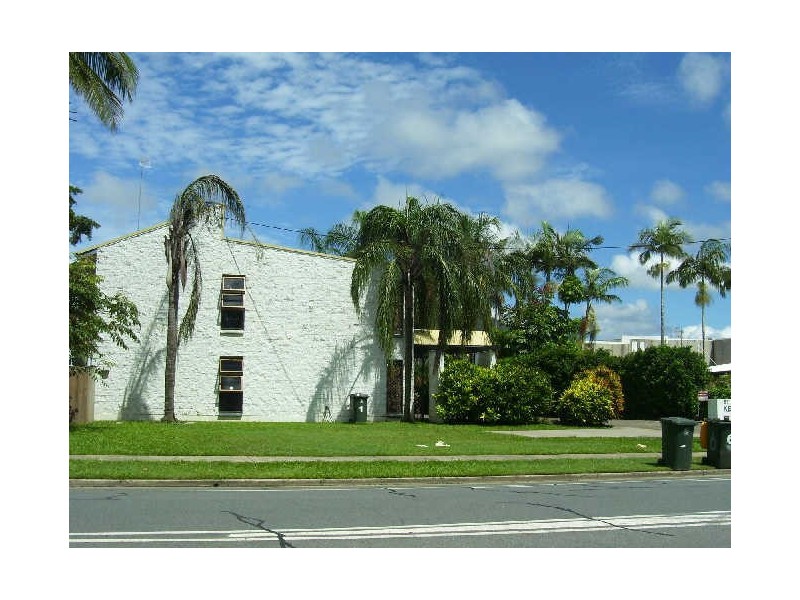 2/51 Ishmael Rd, Earlville QLD 4870