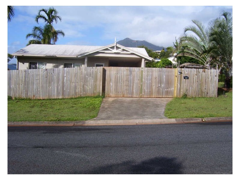 2/23 Herald Street, Bentley Park QLD 4869