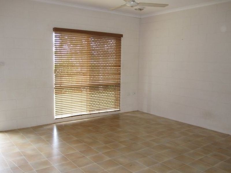 2/23 Herald Street, Bentley Park QLD 4869