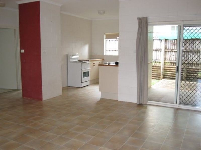 2/23 Herald Street, Bentley Park QLD 4869