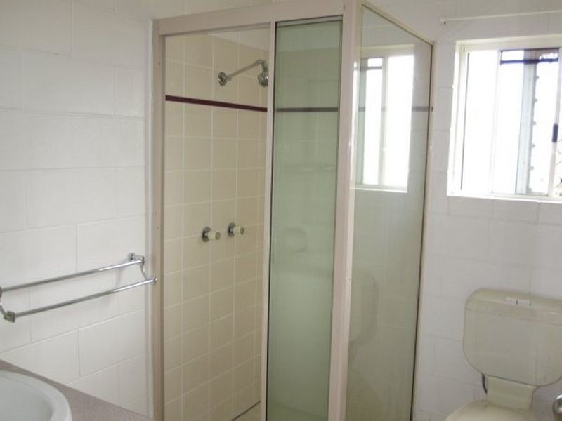 2/23 Herald Street, Bentley Park QLD 4869