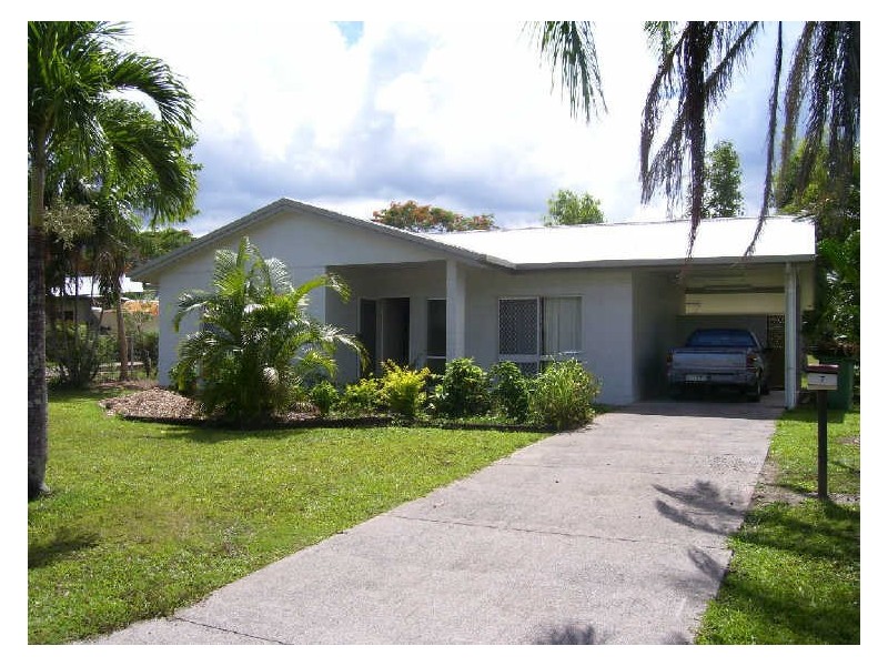 7 Vigilant Close, Bentley Park QLD 4869