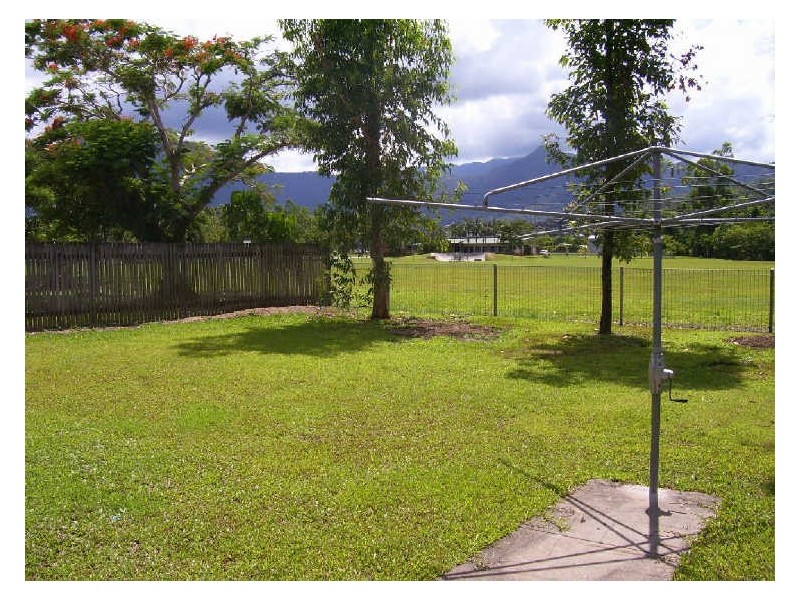 7 Vigilant Close, Bentley Park QLD 4869