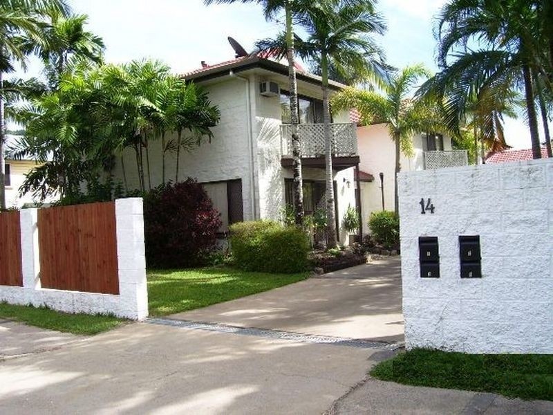 2/14 Rowe Street, Earlville QLD 4870