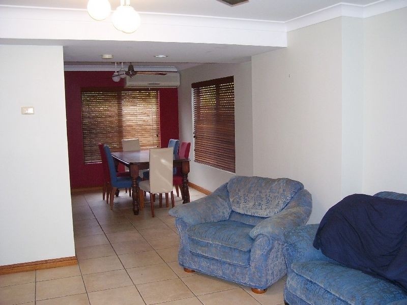 2/14 Rowe Street, Earlville QLD 4870