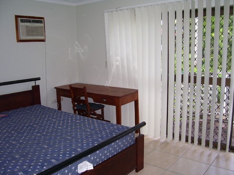 2/14 Rowe Street, Earlville QLD 4870