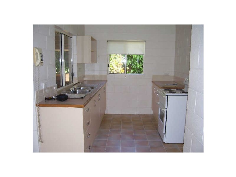 1/23 Herald Sreet, Bentley Park QLD 4869