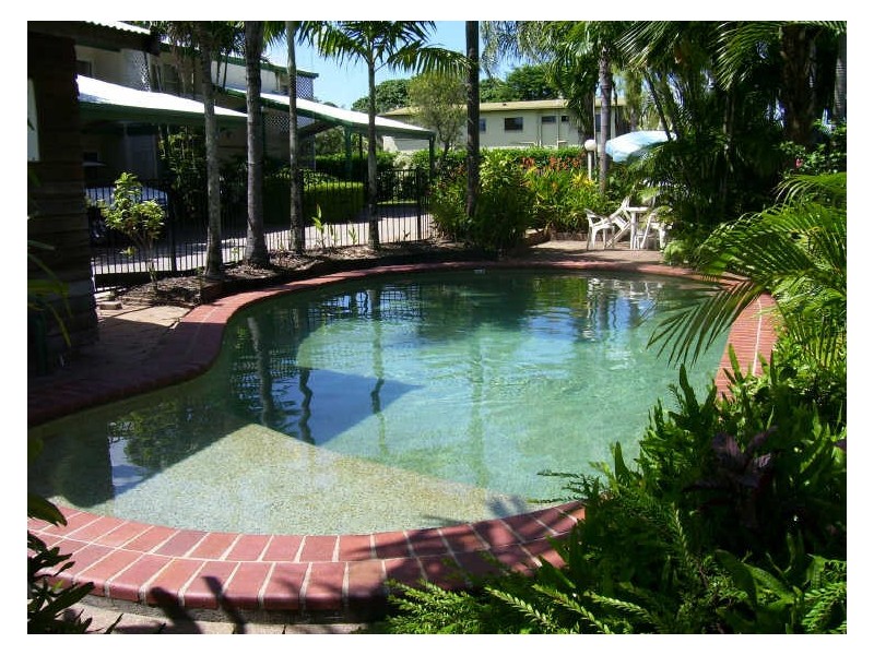 2/5-7 Mintaro Crescent, Woree QLD 4868