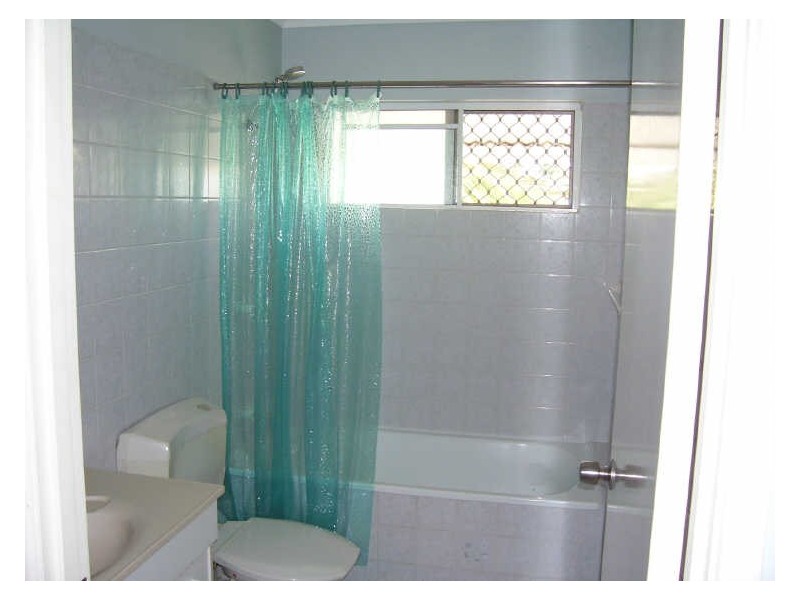 2/5-7 Mintaro Crescent, Woree QLD 4868