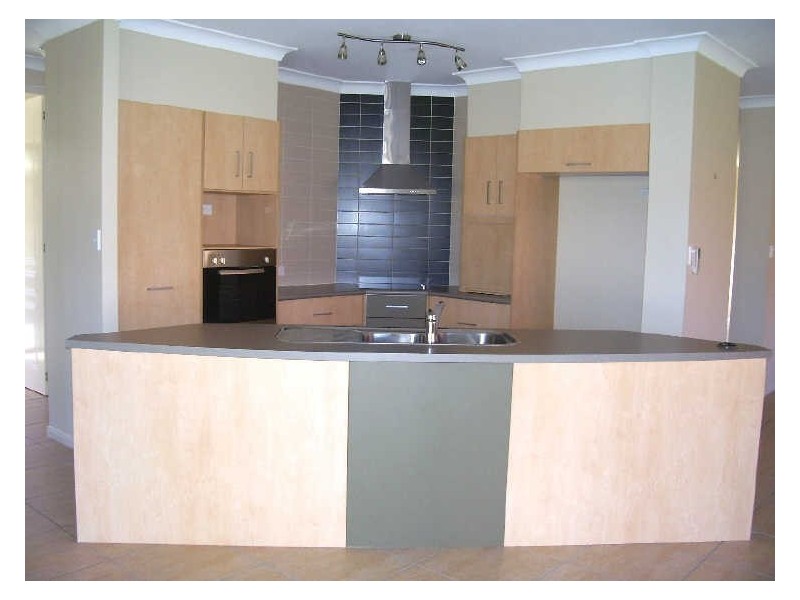 71 Fitzmaurice Drive, Bentley Park QLD 4869