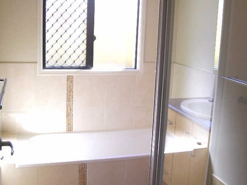 71 Fitzmaurice Drive, Bentley Park QLD 4869