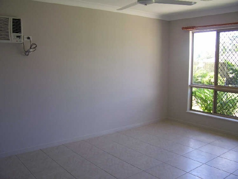 2 Capricorn Street, Bentley Park QLD 4869