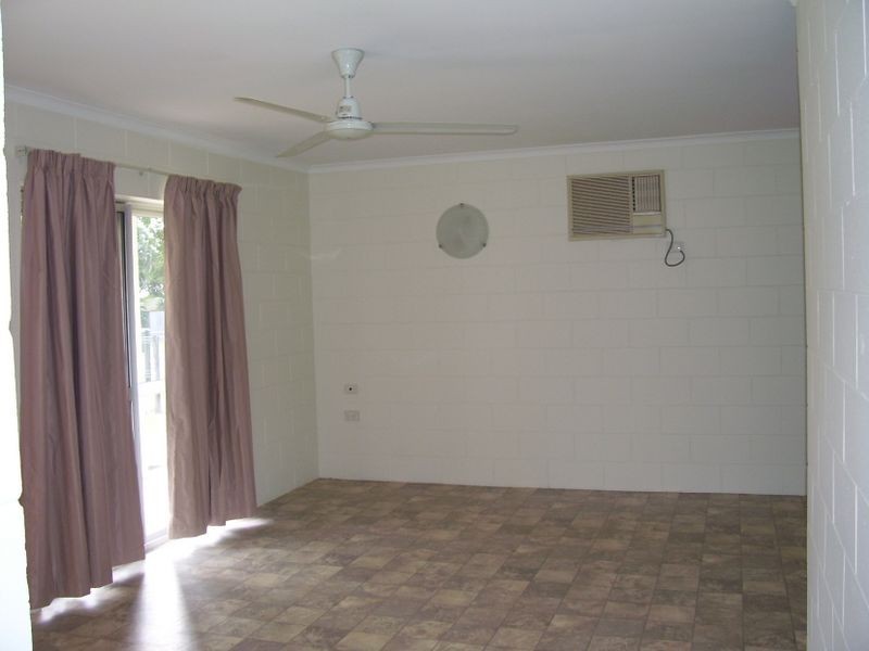 13 Cameron Close, Smithfield QLD 4878