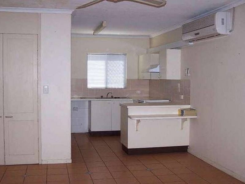 7/235 Mcleod Street, Cairns North QLD 4870