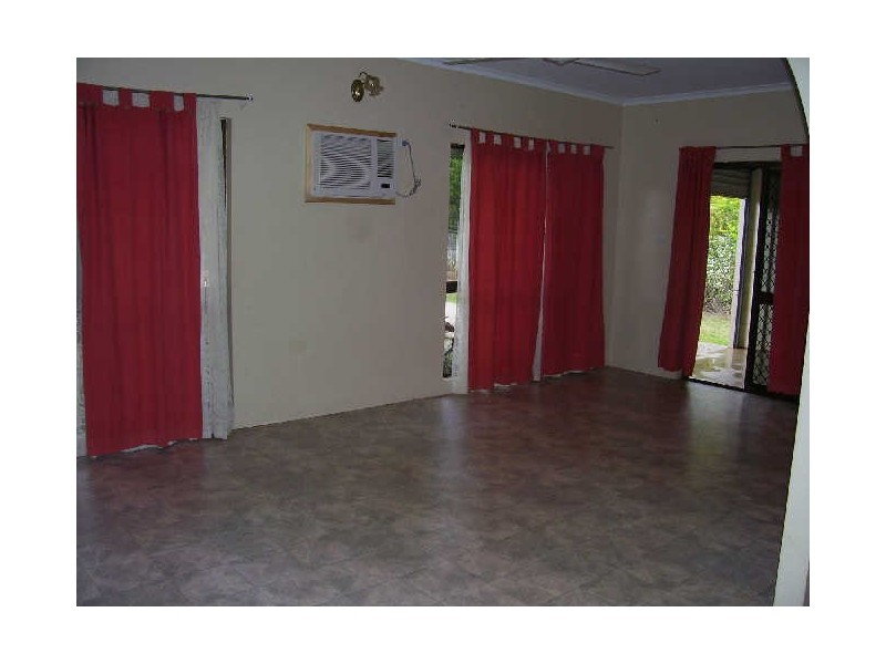 50 Impey Street, Caravonica QLD 4878