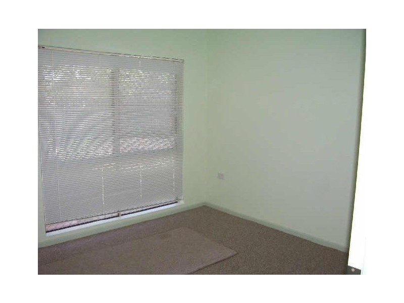 2/5 Ingham Court, Mooroobool QLD 4870