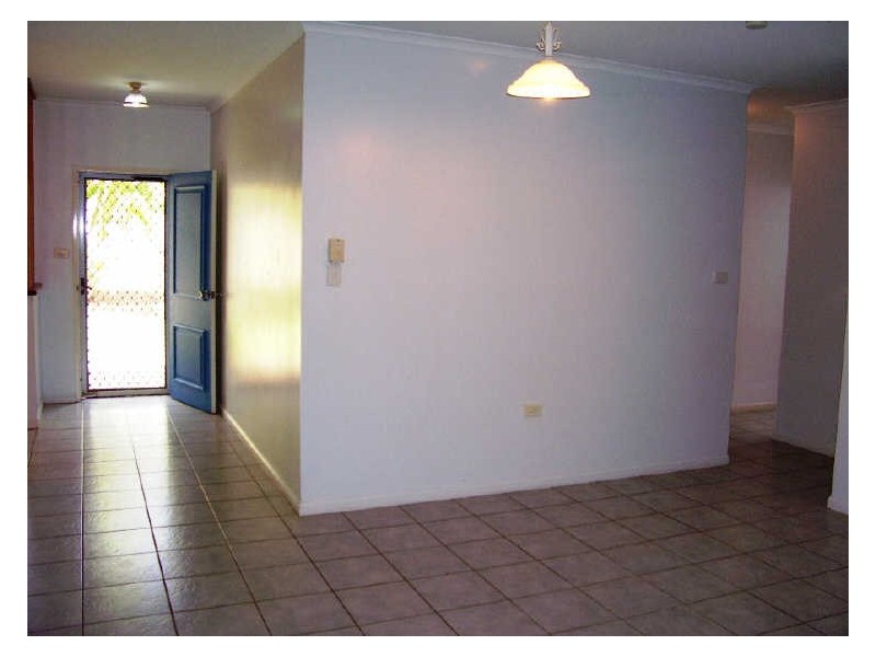 24 Damson Drive, Redlynch QLD 4870