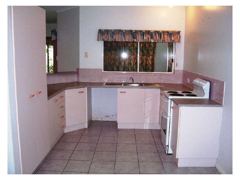 24 Damson Drive, Redlynch QLD 4870