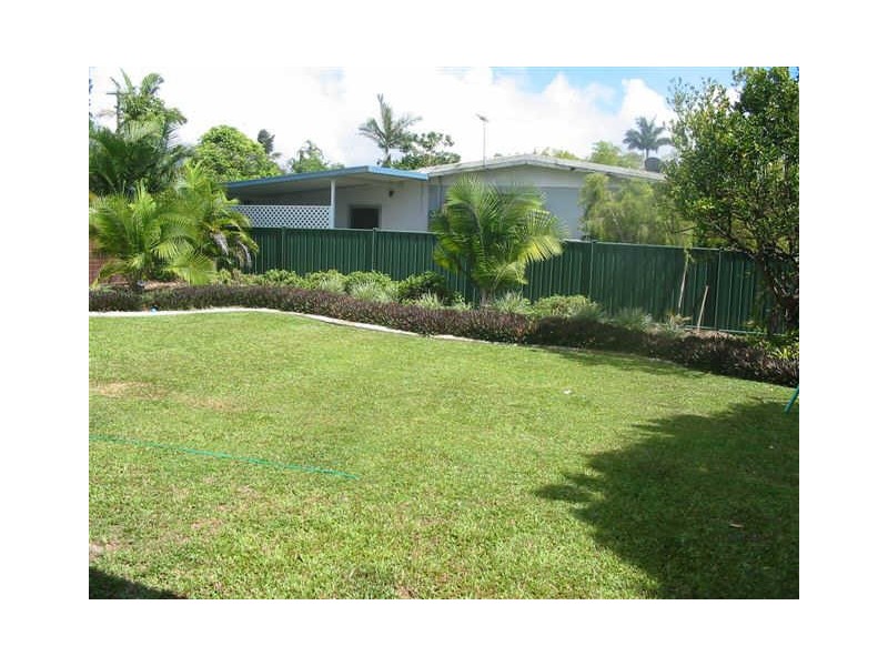 11 Sheehy Road, White Rock QLD 4868