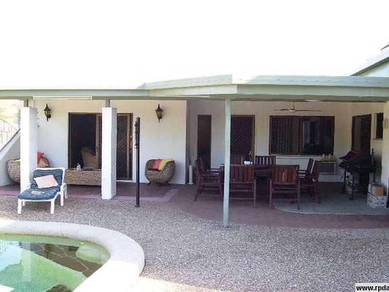 1 Azalea Court, Mooroobool QLD 4870