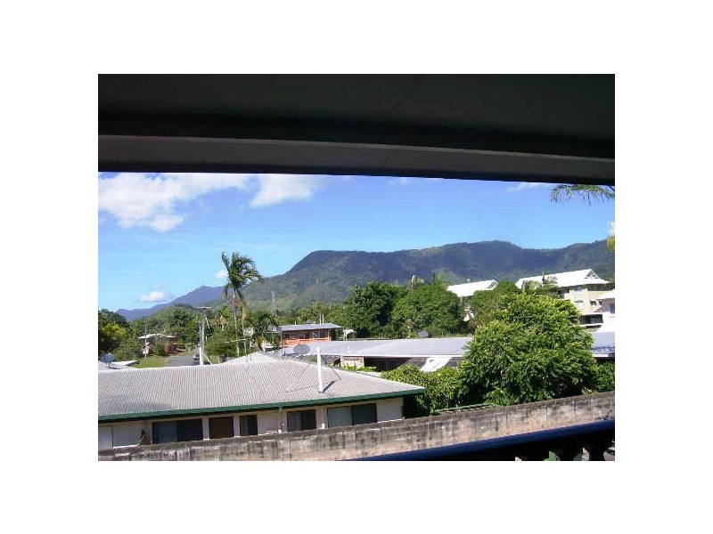 626 Bruce Highway, Woree QLD 4868