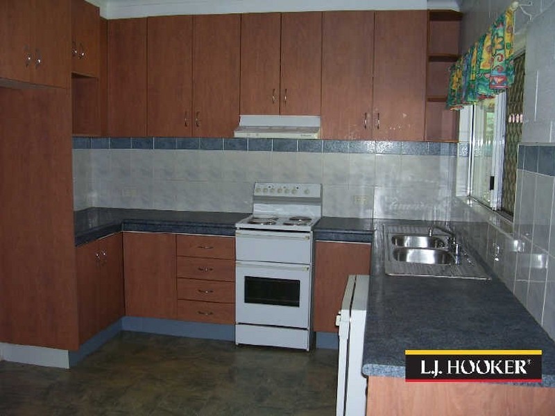 8 Tarcoola Street, Mount Sheridan QLD 4868