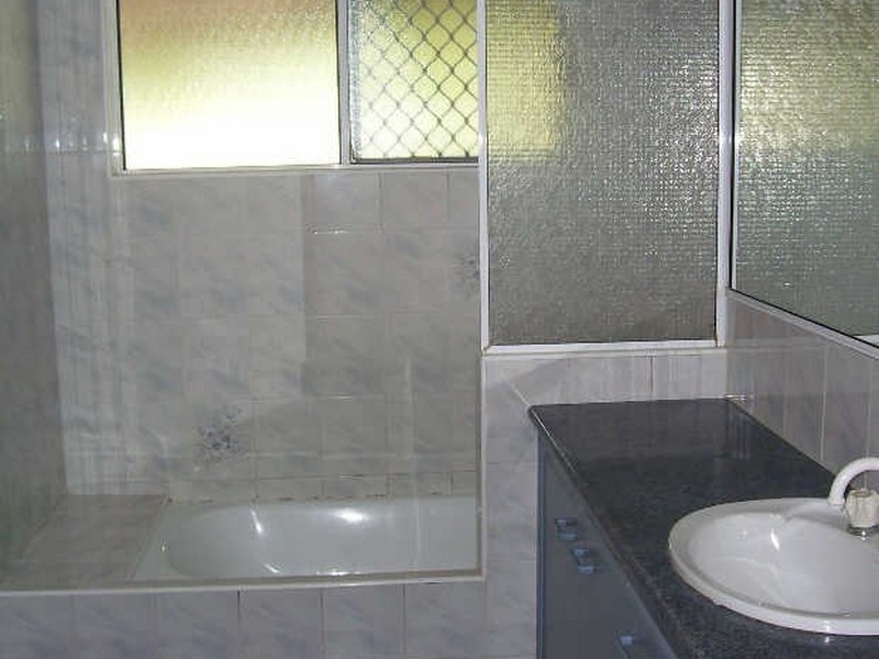 8 Tarcoola Street, Mount Sheridan QLD 4868