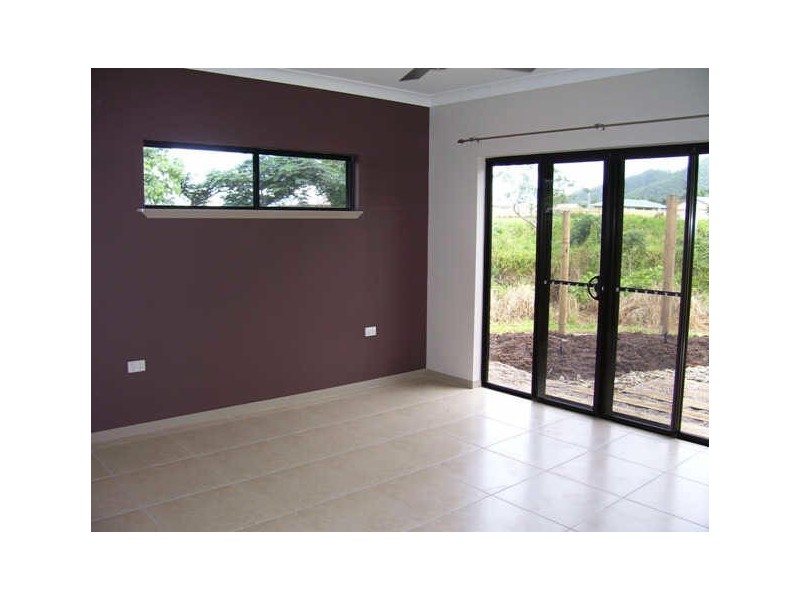 2 Lyndon Close, Bentley Park QLD 4869