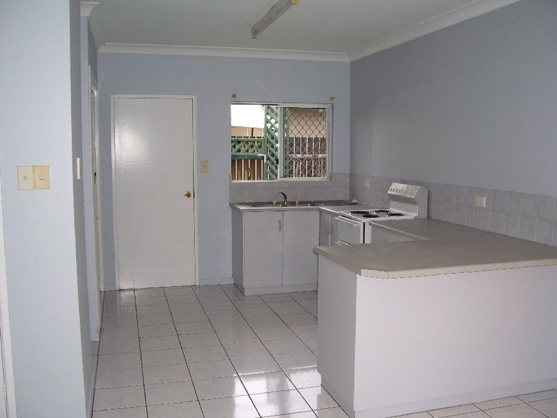 4/20 Roberts Road, Bentley Park QLD 4869