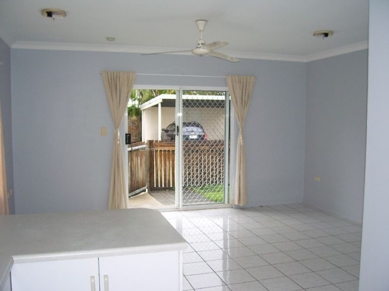 4/20 Roberts Road, Bentley Park QLD 4869