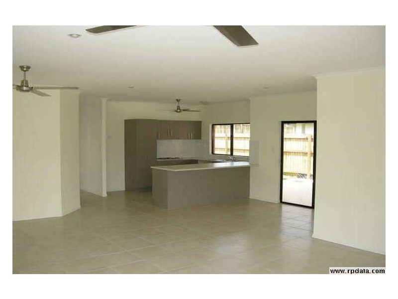 5 Boyce Street, Bentley Park QLD 4869