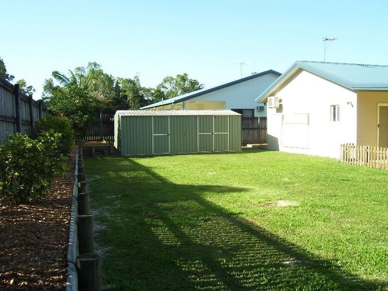 14 Peate Close, Edmonton QLD 4869