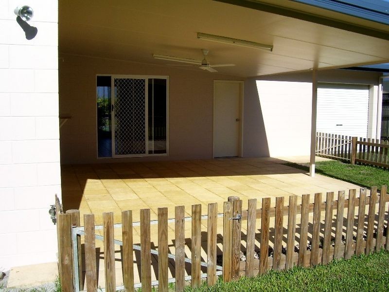 14 Peate Close, Edmonton QLD 4869