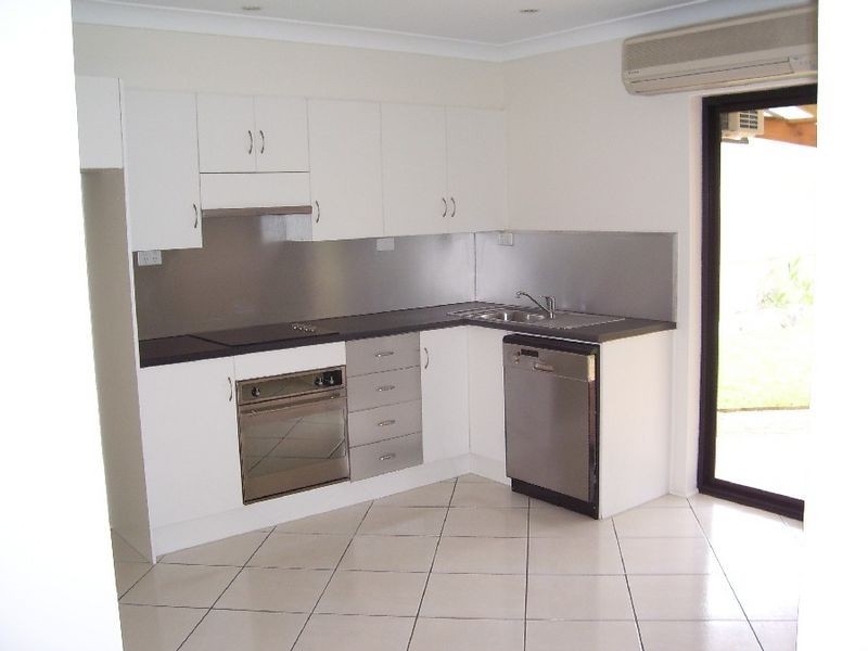 1/3 Balaclava Road, Earlville QLD 4870