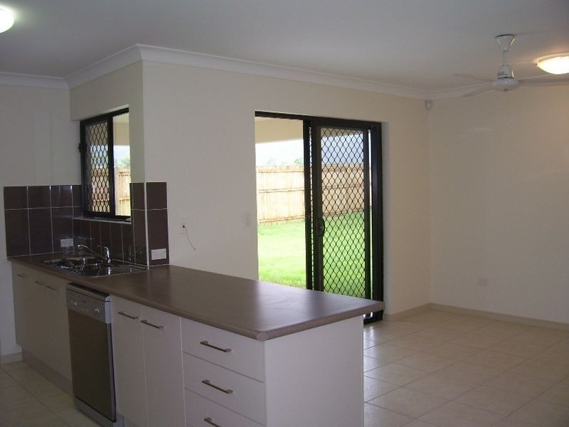 6 Australis Close, Edmonton QLD 4869