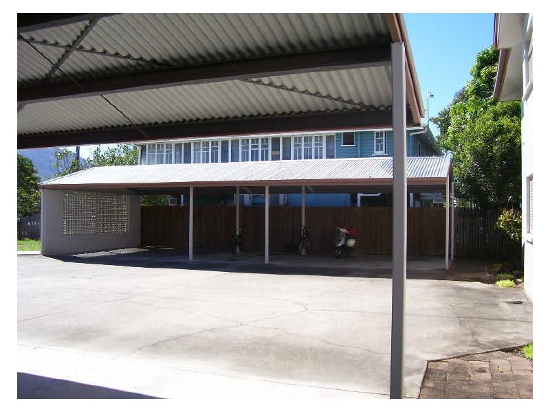 8/22 Barrett Street, Bungalow QLD 4870