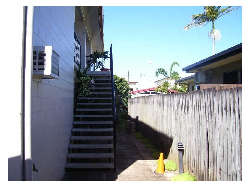 8/22 Barrett Street, Bungalow QLD 4870