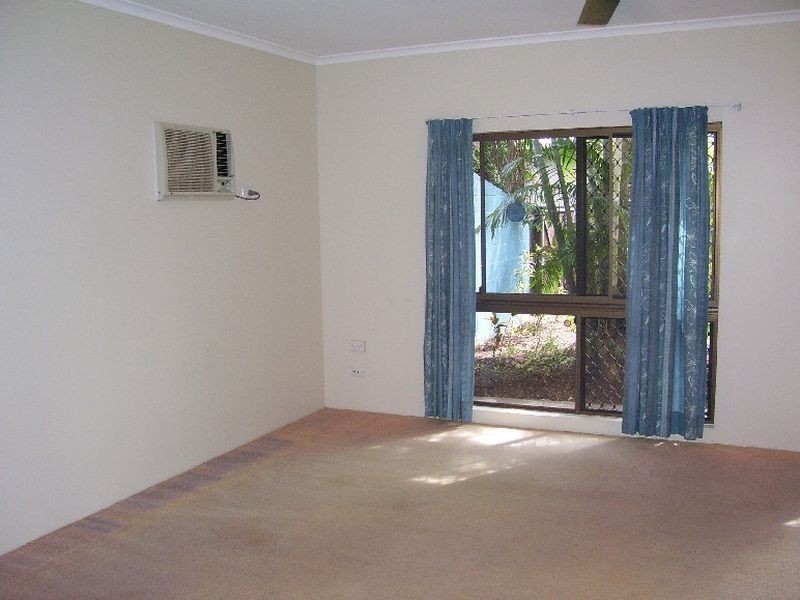 51 Mclaughlin Road, Bentley Park QLD 4869