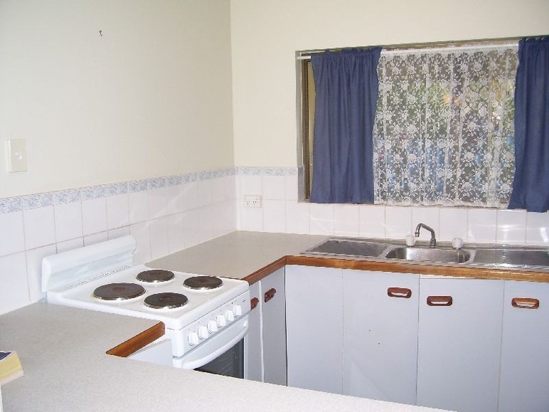 51 Mclaughlin Road, Bentley Park QLD 4869