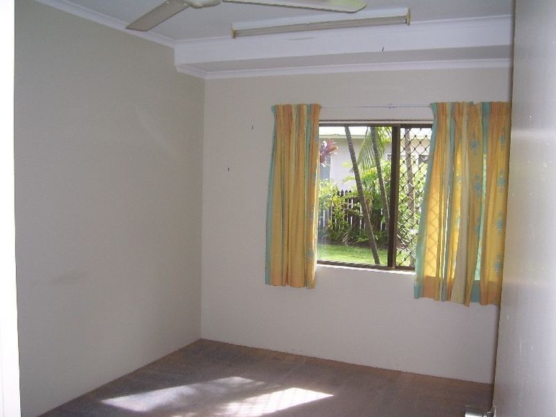 51 Mclaughlin Road, Bentley Park QLD 4869