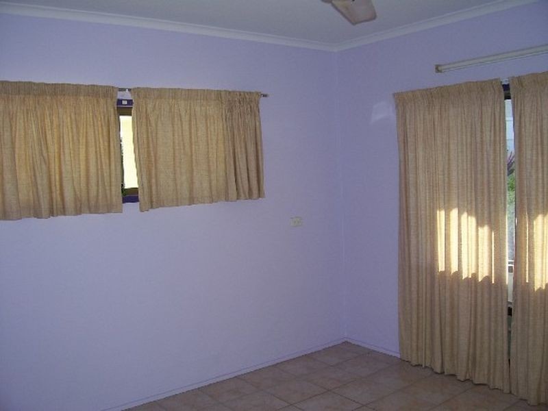 5 Brown Street, Woree QLD 4868