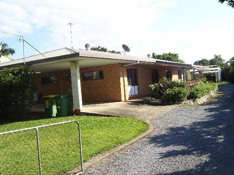 5 Brown Street, Woree QLD 4868