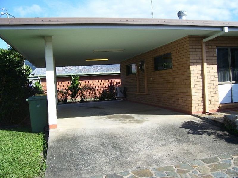 5 Brown Street, Woree QLD 4868