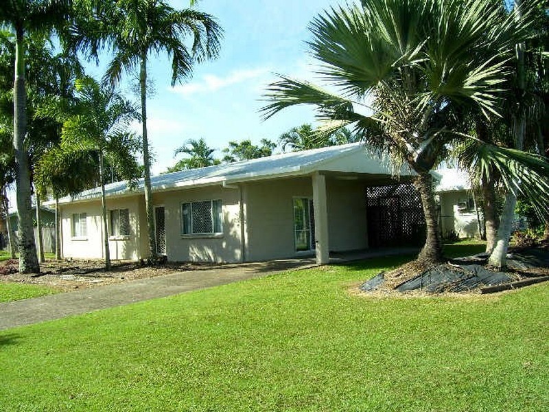 50 Robert Road, Bentley Park QLD 4869