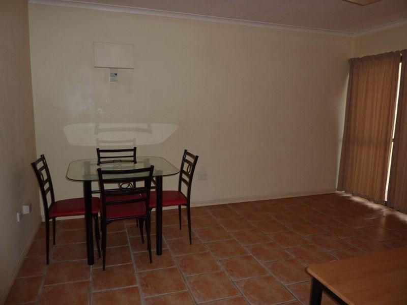10/5 Fisk Street, Westcourt QLD 4870