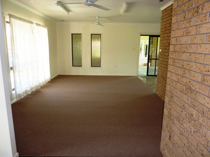 20 Lady Penrhyn Close, Bentley Park QLD 4869