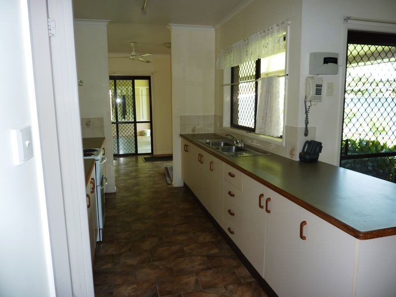 20 Lady Penrhyn Close, Bentley Park QLD 4869