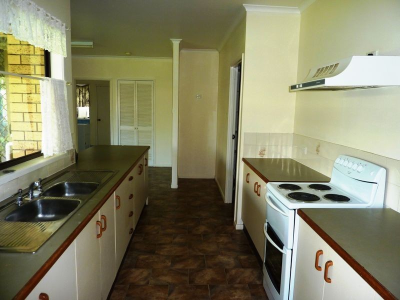 20 Lady Penrhyn Close, Bentley Park QLD 4869
