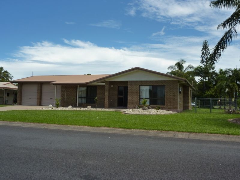 20 Lady Penrhyn Close, Bentley Park QLD 4869