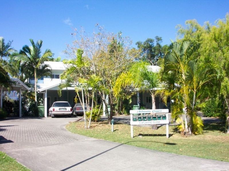 6/4 Atlantic Close, White Rock QLD 4868